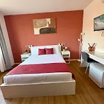 Near Vatican, Irnerio 47 게스트하우스 4*