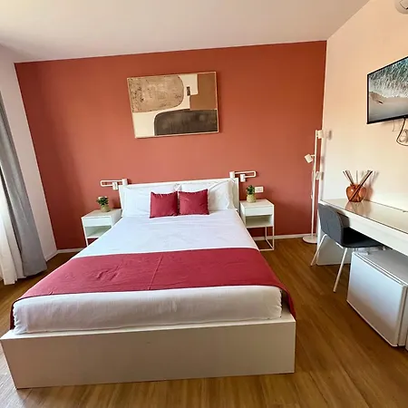 Near Vatican, Irnerio 47 Guest house 4*