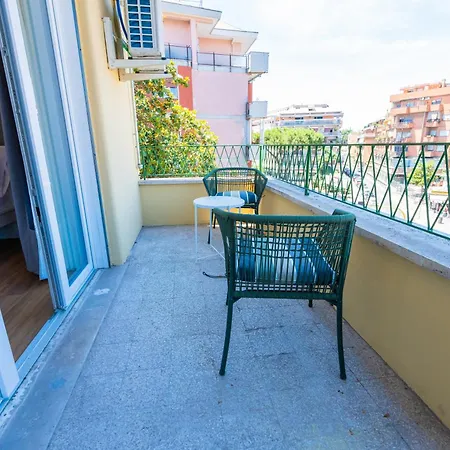 Near Vatican, Irnerio 47 Πανσιόν